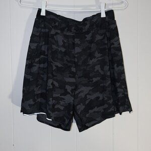 Lululemon Black Camo Athletic Shorts – Lightweight Performance (Men’s M)